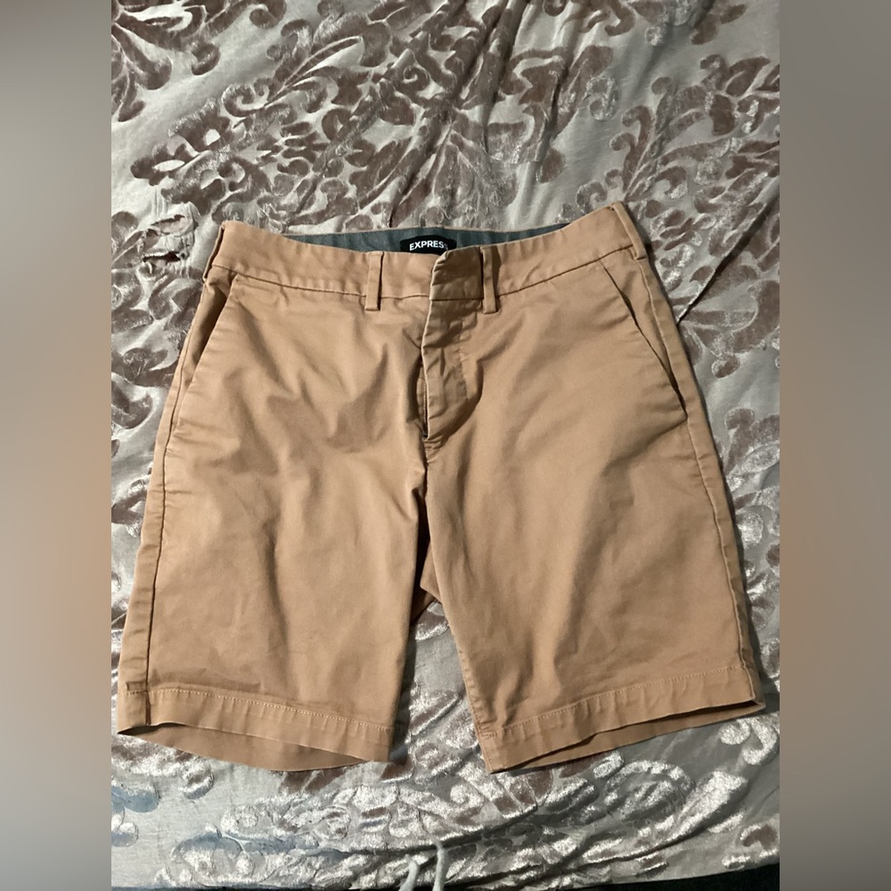Khaki shorts